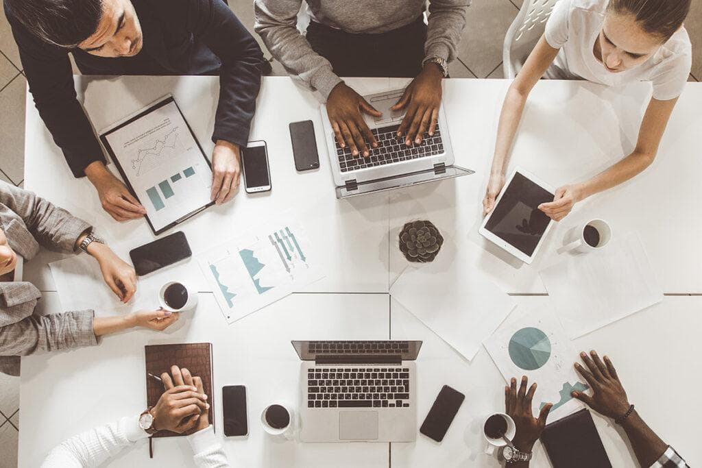 Maximizing ROI by Partnering with the Right B2B marketing agency
